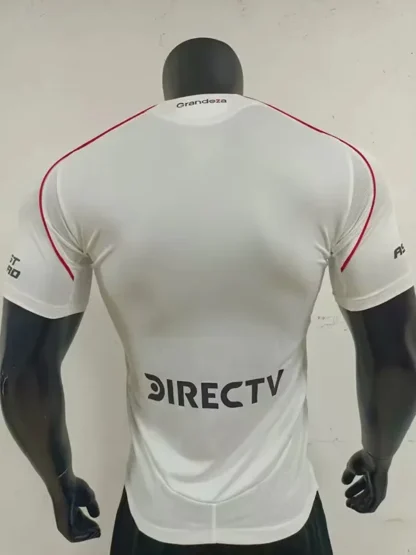 River plate 2024 titular PLAYER - Imagen 2
